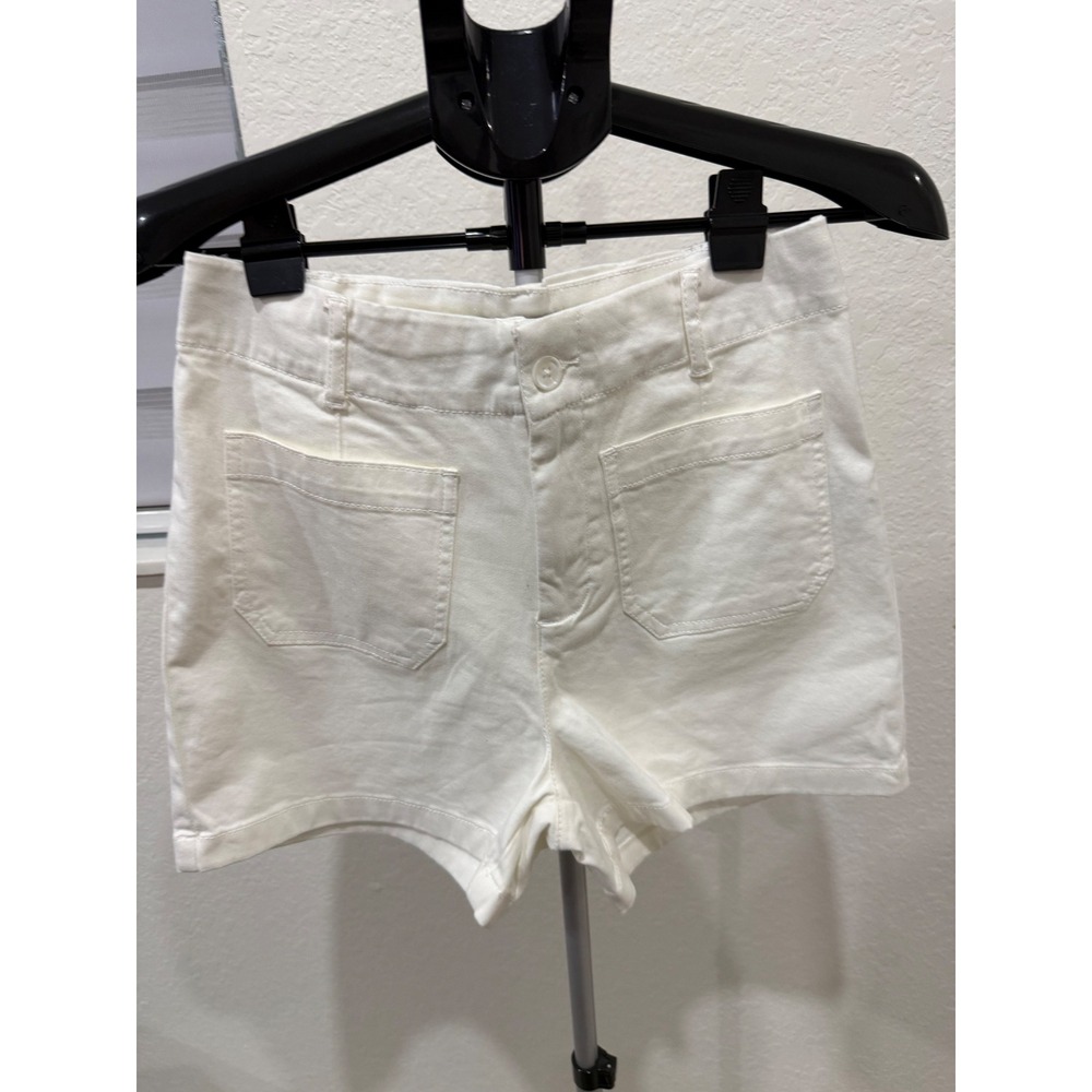 Bagatelle Collection Womens Size 8 White Jean Shorts Stretch Utility Pockets